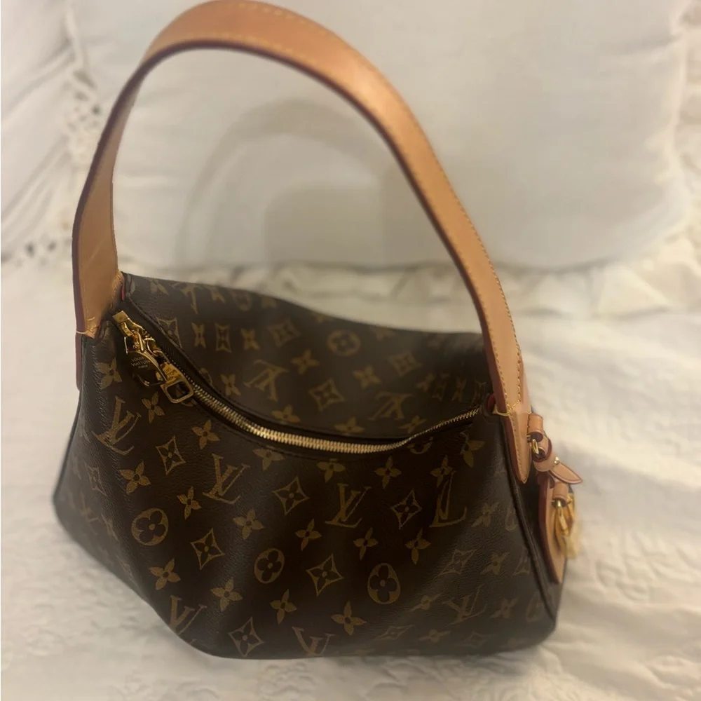 Louis Vuitton Slouchy PM - Picture 11 of 13